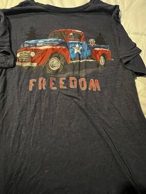 Freedom Patriotic Truck Graphic T-Shirt - Navy Blue